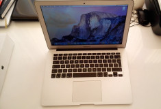 Laptop MacBook Air 13&amp;quot; cu procesor Intel? Core? i5 1.40GHz, 4GB, SSD 256GB, Intel? HD Graphics foto
