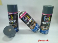 Spray vopsea gri foto