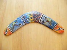 Bumerang original din AUSTRALIA, pictat manual,confectionat,tehnica aborigena foto