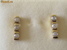 Cercei din aur galben cu cate 3 diamante naturale, 0.20ct, NOI, deosebiti foto