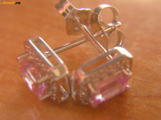 Cercei aur alb cu safire de sinteza roz si diamante mici naturale foto