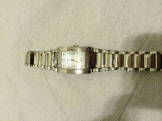 Tissot T-Trend Generosi-T 8-Diamond Ladies Watch foto