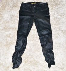 blugi pantaloni luciosi Pull Bear negru mar 40 foto