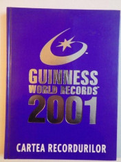 GUINNESS WORLD RECORDS , 2001 , CARTEA RECORDURILOR , 2000 foto