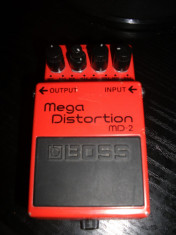 Vand pedala distors BOSS MD-2 foto