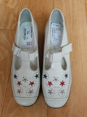 Pantofi din piele marimea 38,sunt noi,cu eticheta! foto