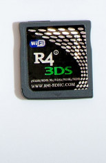 R4i SDHC 3DS WiFi card pentru consola Nintendo 3DS foto