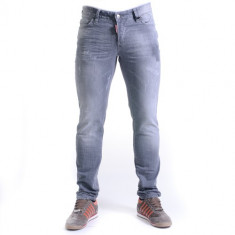 BLUGI DSQUARED SLIM JEAN 2015 PRET REDUS DE LA 449 LEI LA 219 LEI foto