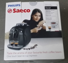 Espressor automat Philips Saeco Xsmall HD8743/19, Dispozitiv spumare, Rasnita ceramica, Autocuratare, 15 Bar, 1 l, Negru foto