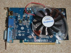 Placa video Gigabyte ATI Radeon HD 4670 foto