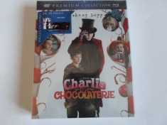 Johnny Depp: Charlie si fabrica de ciocolata: DVD + Blu-Ray + Carte (NOU) foto
