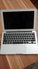 Macbook Air 11 &amp;quot; , late 2010, Core 2 duo 1,6 GHz, 4 GB RAM, 120 GB SSD foto