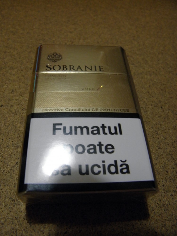 Sobranie Gold (aurii) tigari scurte sigilate timbrate Romania | arhiva  Okazii.ro