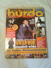 REVISTA MODA ~ BURDA Nr. 12/1998 ( cu tipare + insert cu traducerea in limba romana a revistei ) foto