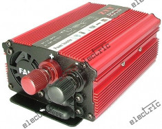 Invertor de tensiune auto 500W DC/AC de la 12V la 220V foto