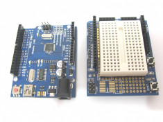 Set placa dezvoltare Arduino + placa de extensie cu breadboard foto