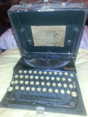 REMINGTON Portable - masina de scris portabila made in U.S.A. - vechime mare foto