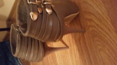 botine kalapod foto