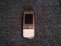 Nokia 8800 Gold arte folosit stare buna,original ,incarcator original,perfecta stare functionare!!PRET:1850lei foto