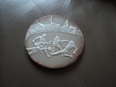 Medalie fotbal 1974, 50 grame, argint 999 foto