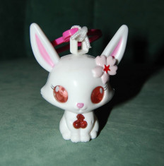 Jucarie iepuras Sanrio Anime Jewelpet alb, ochii roz, Disney McDonalds 1012 6 cm foto