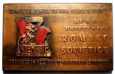 5.609 ROMANIA PLACHETA LUNA PRIETENIEI ROMANO SOVIETICE 7 NOEMBRIE foto