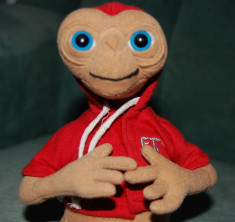 Jucarie material textil, E.T. - personaj film SF, 20 cm, decor, foto
