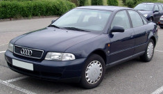 Dezmembrez orice piese de Audi A4 B5 1.9 TDi foto