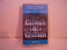 Vand caseta audio Cantece de Craciun,originala,raritate!