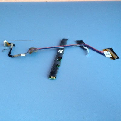 INVERTOR SI FISA DISPLAY TOSHIBA SATELLITE M40-300 foto