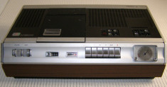 Video recorder VCR de colectie Philips N1500 foto