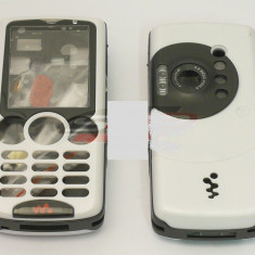 Carcasa Sony Ericsson W810 cu taste