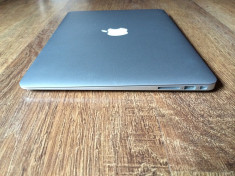 MacBook AIR 13&amp;#039;&amp;#039; MODELUL SLIM !!! Dual Core+Turbo BOOST !! SSD 256GB !! 4GB RAM !! CEL MAI MIC PRET !! CALIFICATIVE 100% POZITIVE !! LIVRARE GRATUITA foto