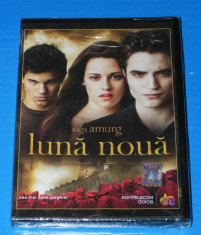 DVD FILM saga amurg LUNA NOUA / THE TWILIGHT SAGA NEW MOON. NOU. SIGILAT. SUBTITRARE IN LIMBA ROMANA foto