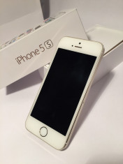 iPhone 5S GOLD Neverlocked - 16gb - STARE PERFECTA + Accesorii originale + 5 huse + bumper si folie protectie foto