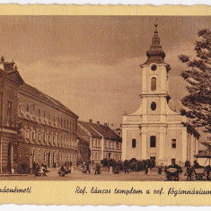 Carte postala biserica si gimnaziul reformat SATU MARE -SZATMARNEMETI circulata in 1943,animata carute in centru