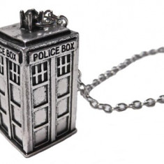 Pandantiv / Colier / Lantic - DOCTOR WHO 3D Tardis Police - Argintiu