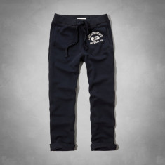 ABERCROMBIE &amp;amp; FITCH PANTALON TRENING foto