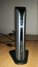 Docking station (port replicator) pentru orice laptop foto