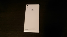 OCAZIE Vand smartphone Huawei Ascend P6 White 650 lei foto