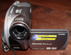 SONY DCR-DVD 205E Handycam / Camera Video Mini Dvd foto