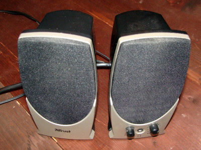 SPEAKER SET BOXE &amp;#039;Trust&amp;#039; P.C. / Laptop foto