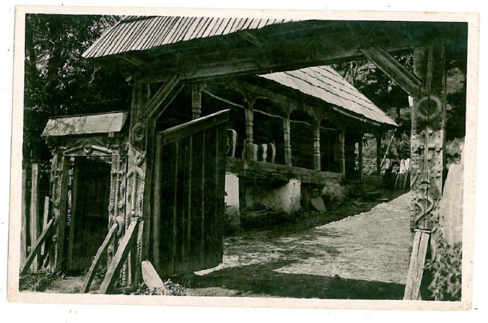 2336 - MARAMURES, Peasant house - old postcard, real PHOTO - unused