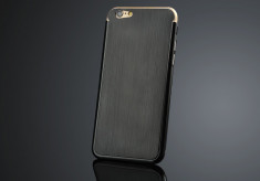 Husa iPhone 6 lux - 100% aluminiu finisat, 0.3 mm, catifea la interior, negru foto