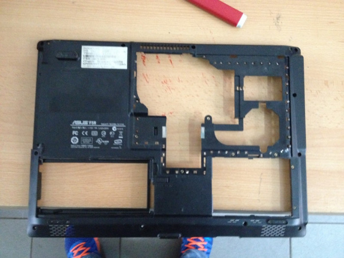 Bottomcase asus F5R A44