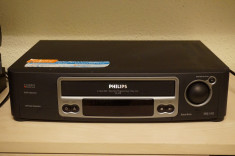 Video Recorder VHS (VCR) PHILIPS VR 678, 6 head, hi-fi, stereo foto