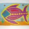 Placheta decorativa din teracota pictata manual reprezentand un peste exotic