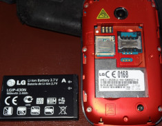 LG Wink Style T310 - defect - Telefon - smartfone foto