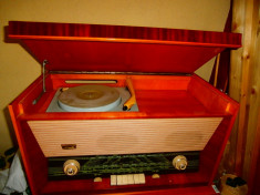 Radio vintage cu pickup Electronica cu lampi , anii 60-ideal decor sau colectie foto