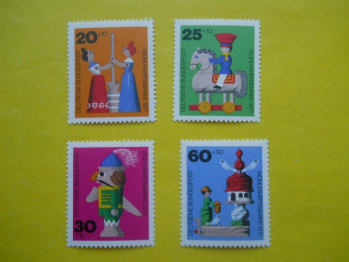 HOPCT GERMANIA JUCARII DE LEMN 4 VAL 1971 MNH 177